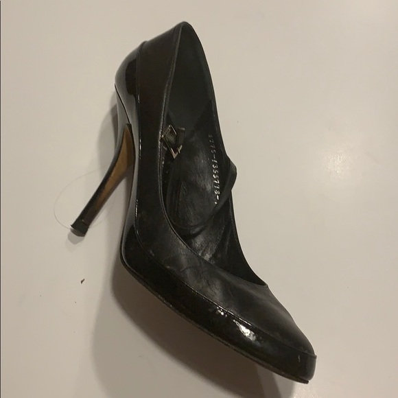 Gina Heels - Picture 5 of 6